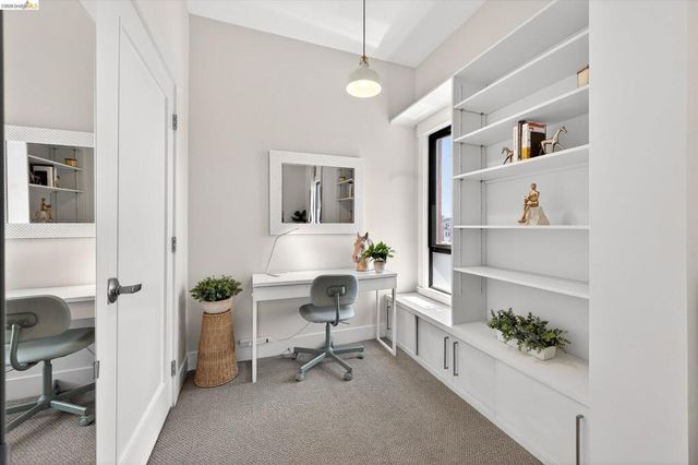 574 48th st 403, Oakland, CA 94609
