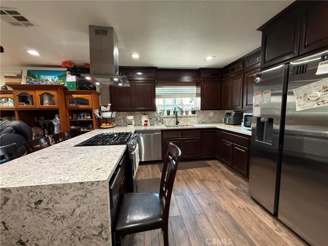 2714 E Harrison, Carson, CA 90810
