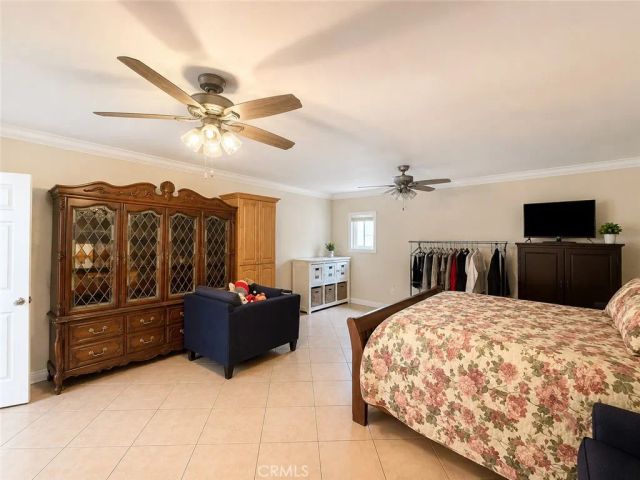2714 E Harrison, Carson, CA 90810
