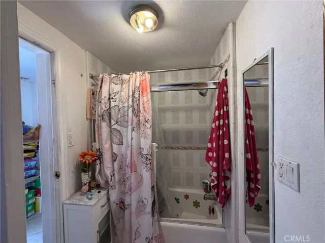 2714 E Harrison, Carson, CA 90810