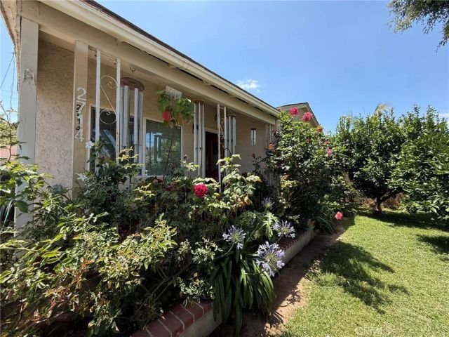 2714 E Harrison, Carson, CA 90810