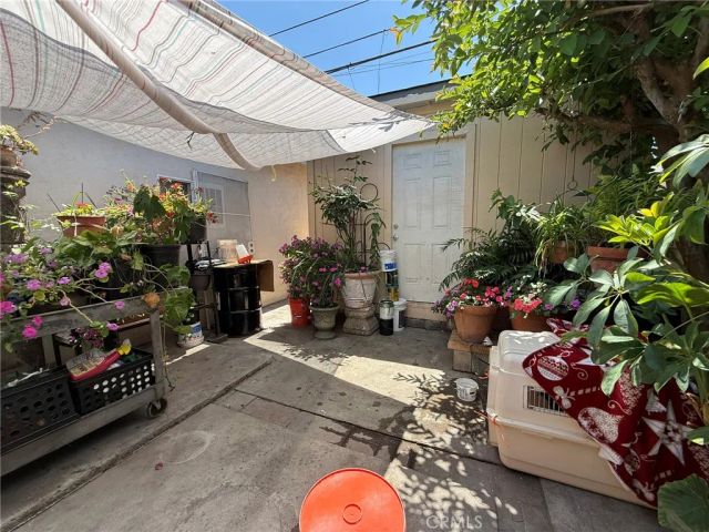 2714 E Harrison, Carson, CA 90810