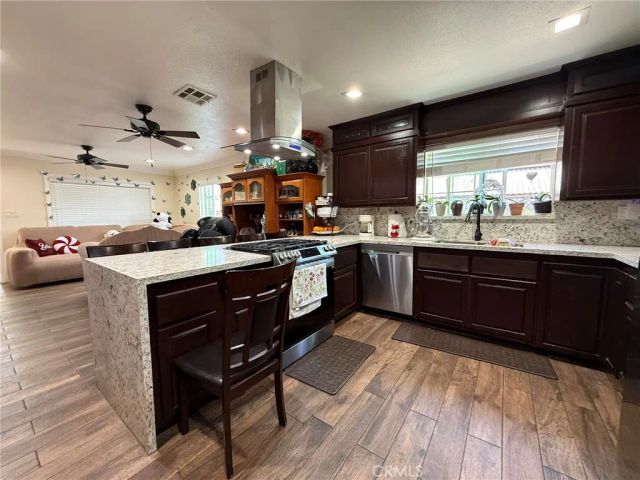 2714 E Harrison, Carson, CA 90810