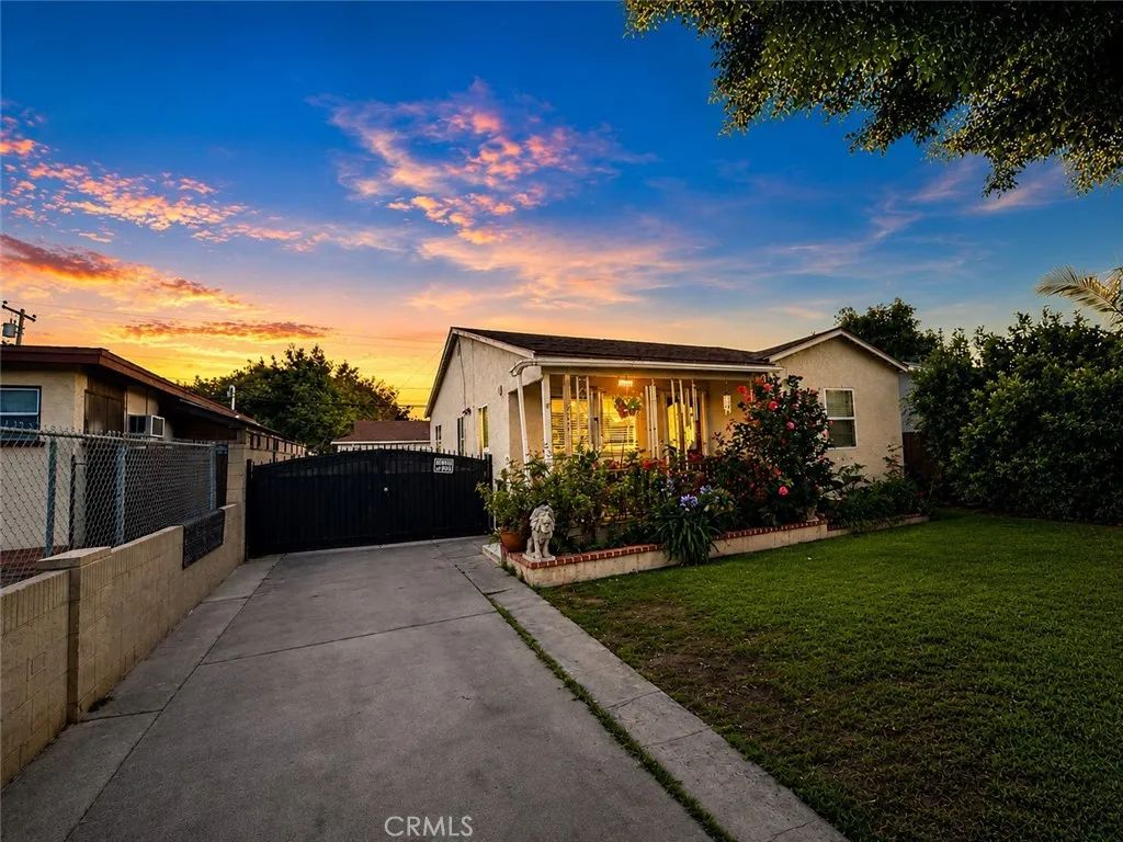 2714 E Harrison, Carson, CA 90810