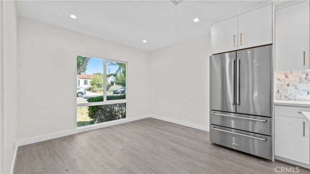 1230 Spazier Avenue, Glendale, CA 91201