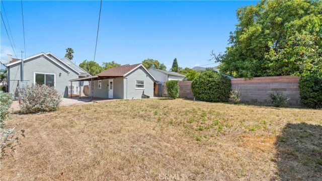 1230 Spazier Avenue, Glendale, CA 91201