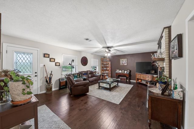 32 Mark Lynn Circle, Cabot, AR 72023