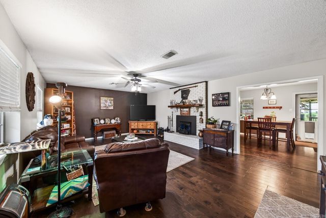 32 Mark Lynn Circle, Cabot, AR 72023