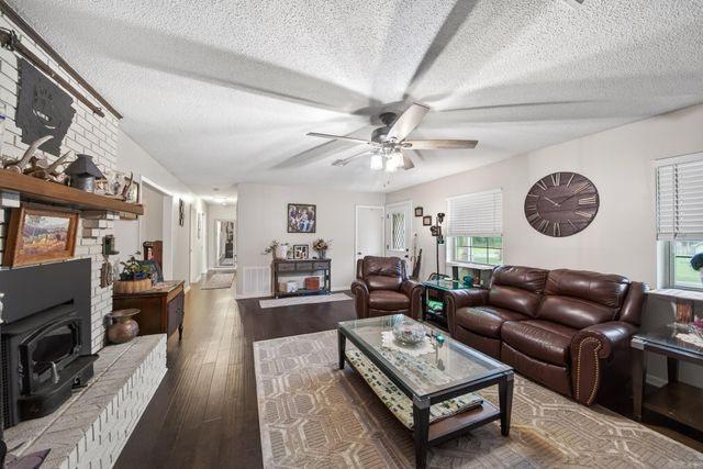 32 Mark Lynn Circle, Cabot, AR 72023