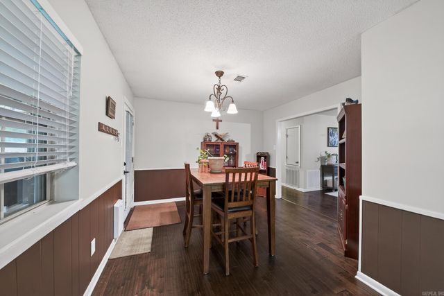 32 Mark Lynn Circle, Cabot, AR 72023
