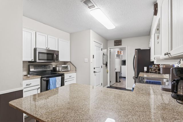 32 Mark Lynn Circle, Cabot, AR 72023