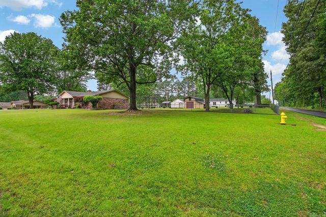 32 Mark Lynn Circle, Cabot, AR 72023