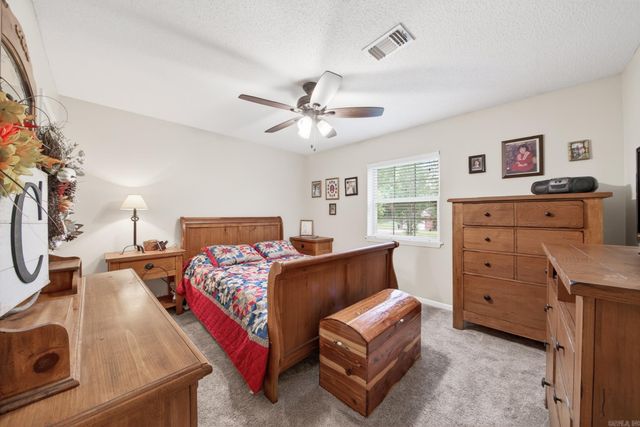 32 Mark Lynn Circle, Cabot, AR 72023