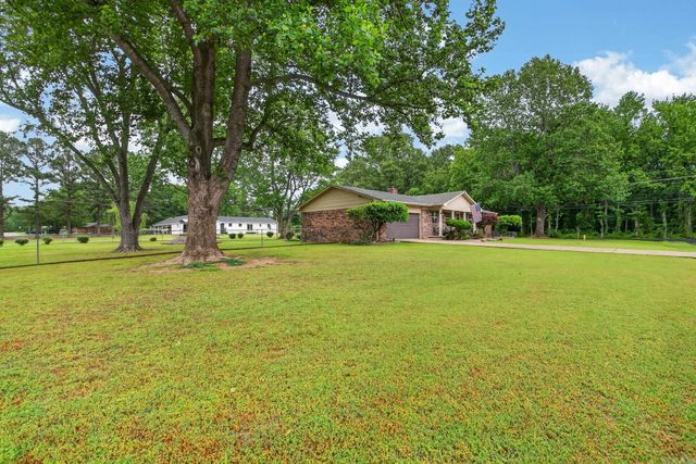 32 Mark Lynn Circle, Cabot, AR 72023