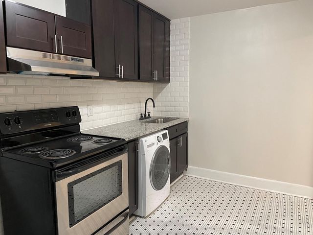 200 E Edenton Street Apt 11, Raleigh, NC 27601