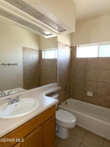 804 BONNIE Court, Santa Teresa, NM 88008