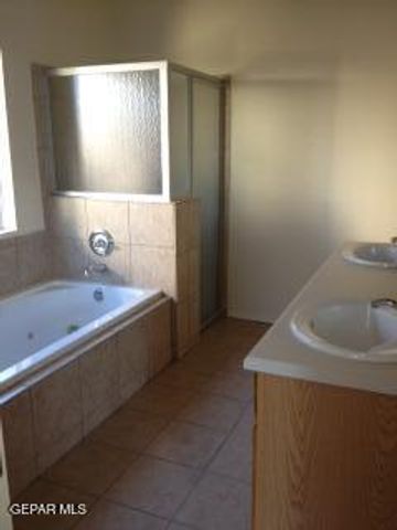 804 BONNIE Court, Santa Teresa, NM 88008