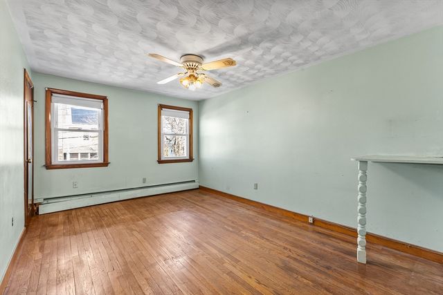 55 Garland St, Everett, MA 02149