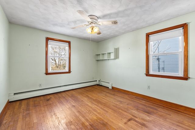 55 Garland St, Everett, MA 02149