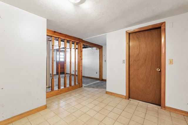 55 Garland St, Everett, MA 02149