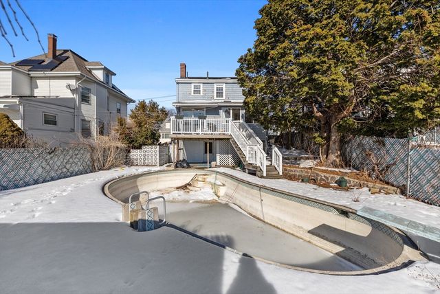 55 Garland St, Everett, MA 02149