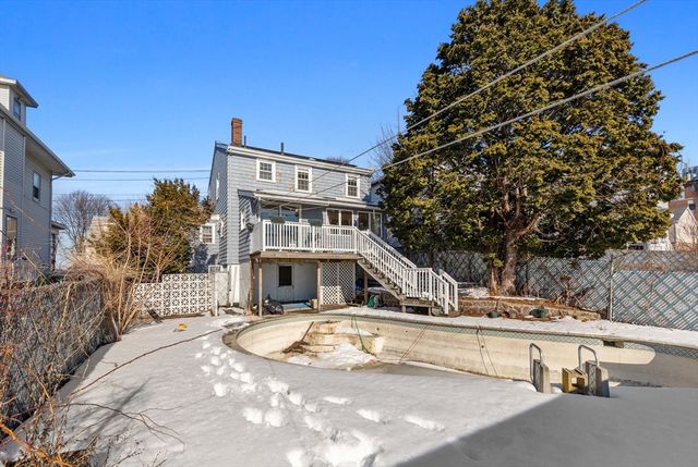 55 Garland St, Everett, MA 02149