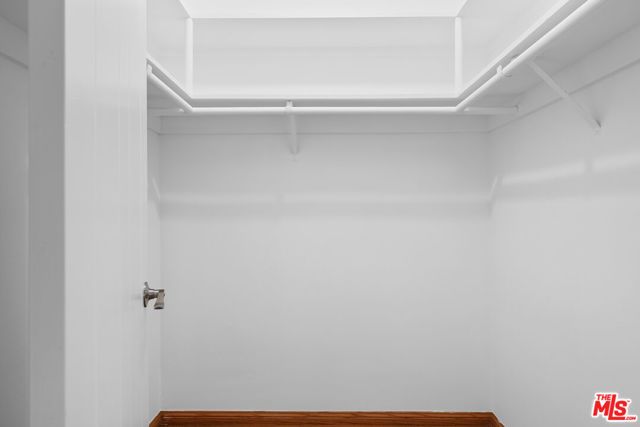 824 S Shenandoah Street 2, Los Angeles, CA 90035