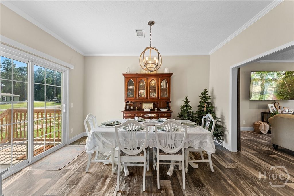 Image 11 of property listing at 302 Middleton Road, Guyton, GA 31312