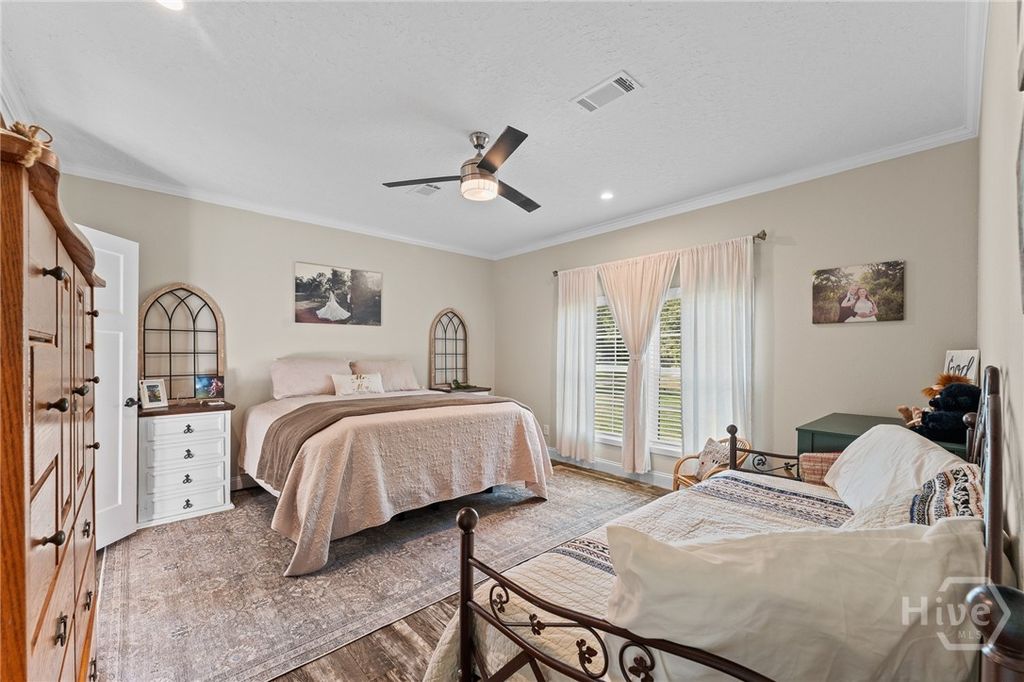 Image 17 of property listing at 302 Middleton Road, Guyton, GA 31312