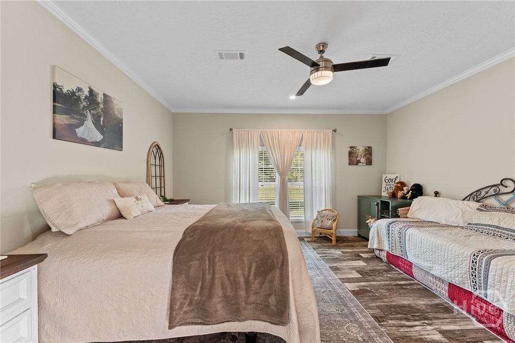 Image 18 of property listing at 302 Middleton Road, Guyton, GA 31312