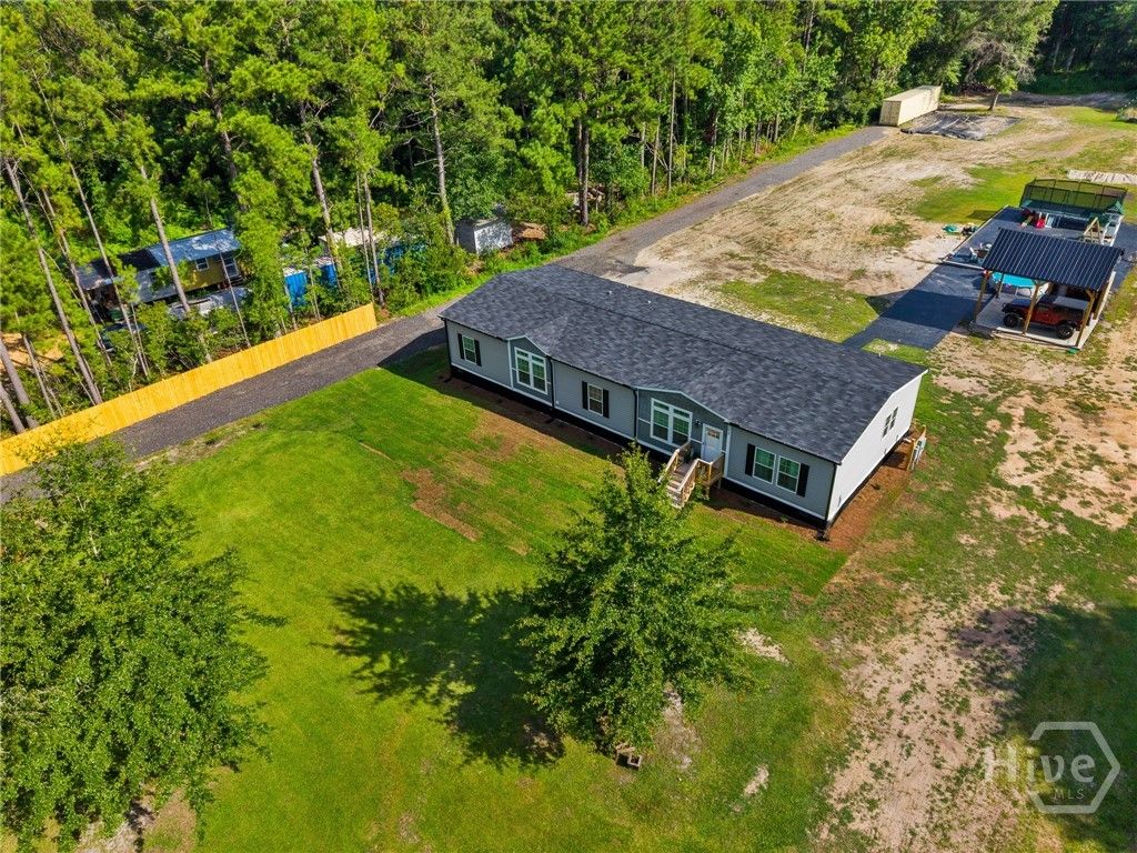 Image 44 of property listing at 302 Middleton Road, Guyton, GA 31312