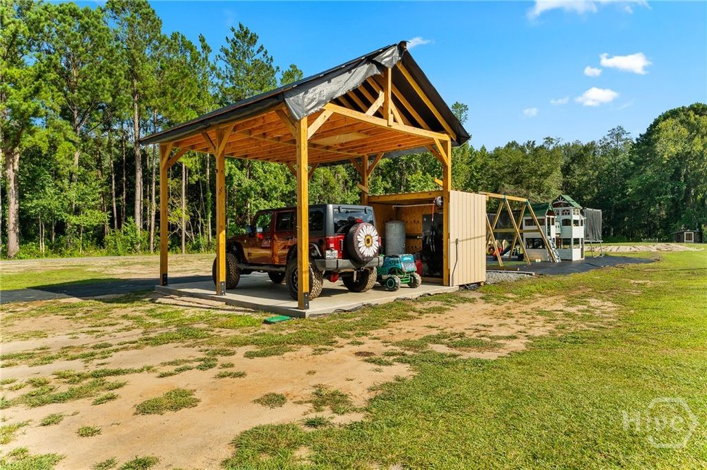 Image 45 of property listing at 302 Middleton Road, Guyton, GA 31312