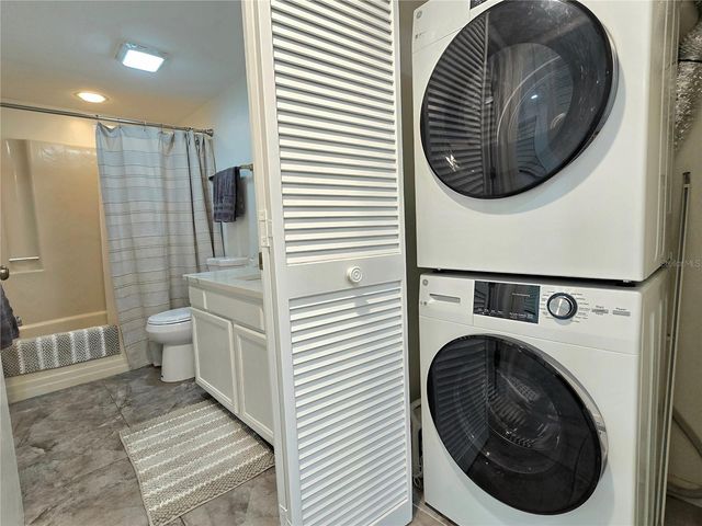 2009 HAMMOCK PINE BOULEVARD 2009, Clearwater, FL 33761