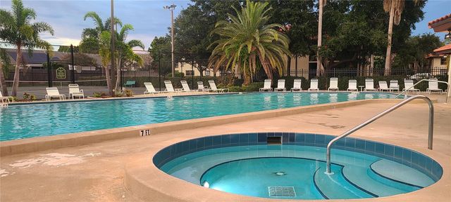 2009 HAMMOCK PINE BOULEVARD 2009, Clearwater, FL 33761