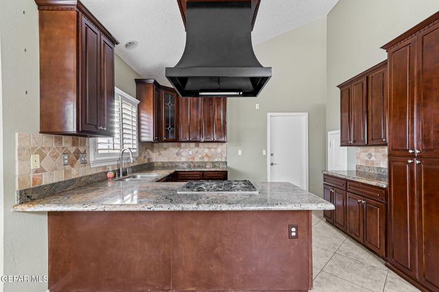 5628 BUCKLEY Drive, El Paso, TX 79912