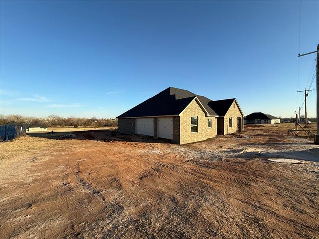 1185 Wolk Creek Drive, Blanchard, OK 73010