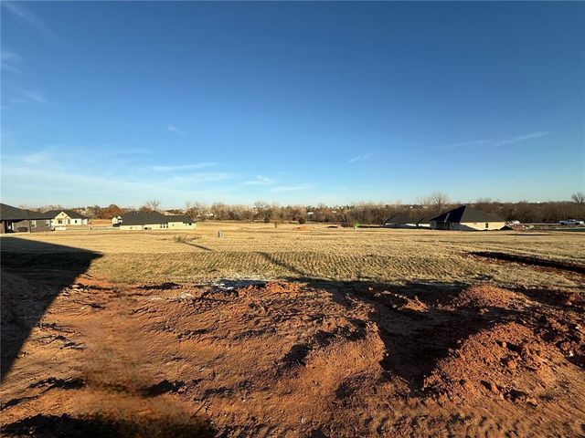 1185 Wolk Creek Drive, Blanchard, OK 73010