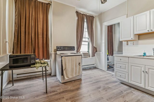 462-470 2nd Avenue, Troy, NY 12182