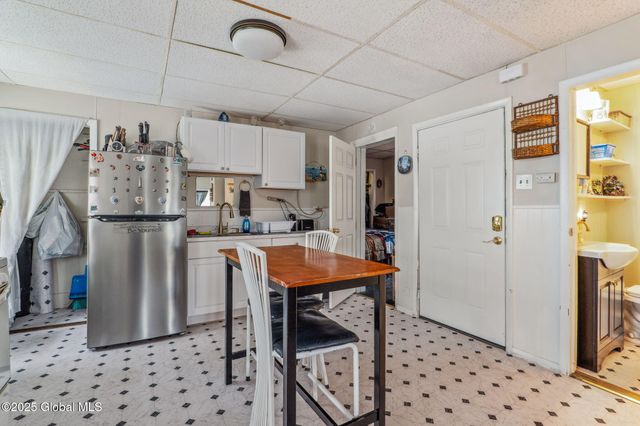 462-470 2nd Avenue, Troy, NY 12182