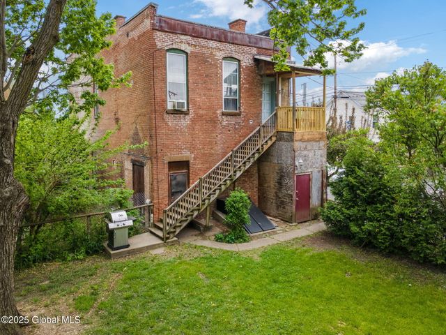 462-470 2nd Avenue, Troy, NY 12182