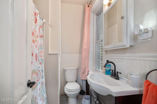 462-470 2nd Avenue, Troy, NY 12182