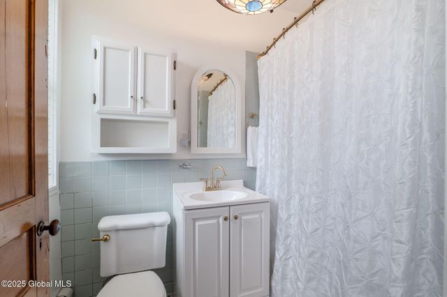 462-470 2nd Avenue, Troy, NY 12182