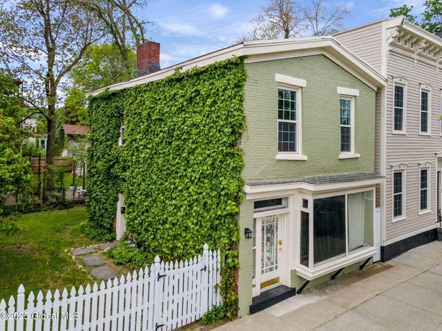 462-470 2nd Avenue, Troy, NY 12182