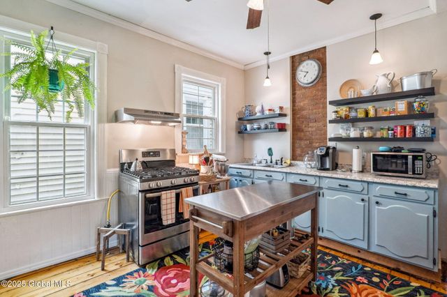 462-470 2nd Avenue, Troy, NY 12182