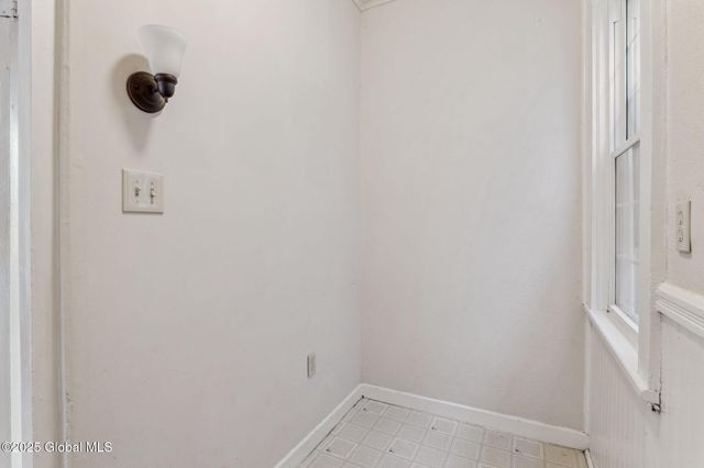 462-470 2nd Avenue, Troy, NY 12182