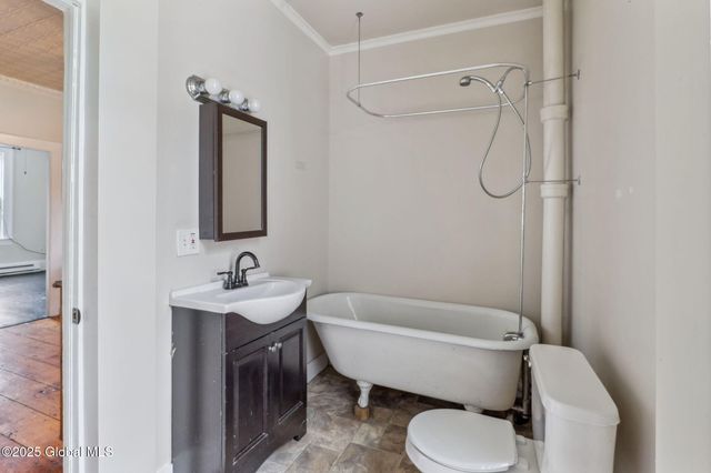 462-470 2nd Avenue, Troy, NY 12182