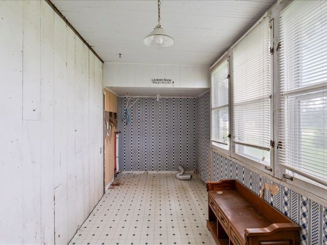 4804 NORTHWEST Boulevard, Davenport, IA 52806