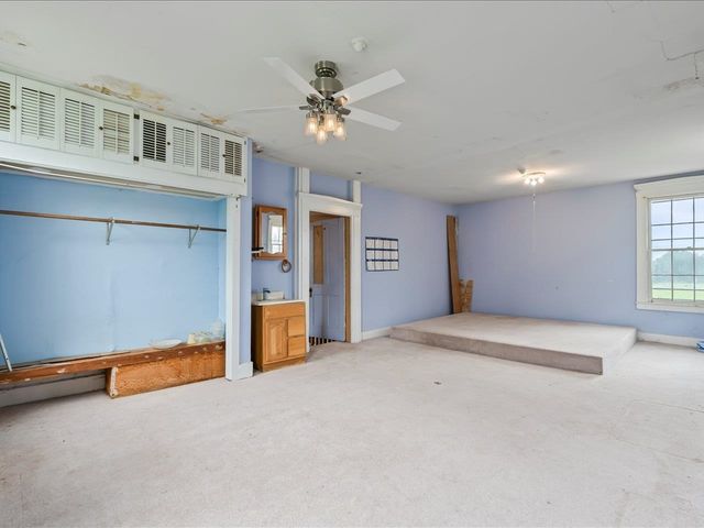 4804 NORTHWEST Boulevard, Davenport, IA 52806