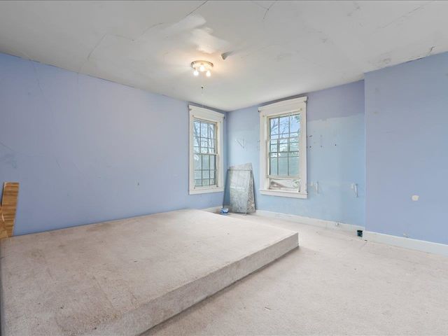 4804 NORTHWEST Boulevard, Davenport, IA 52806