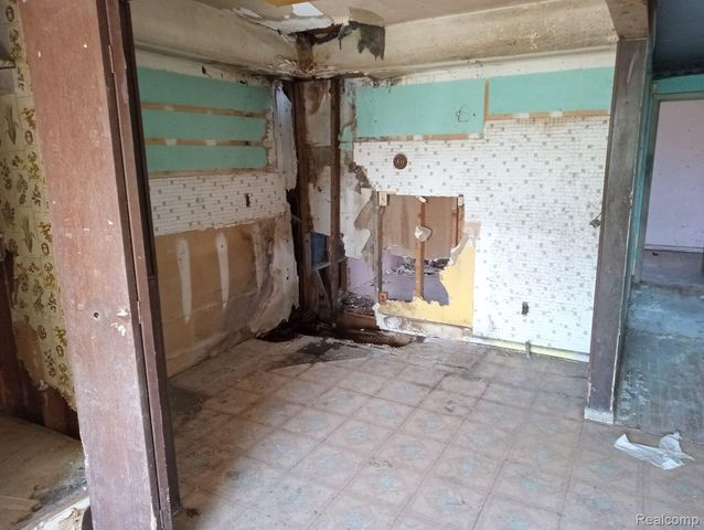 12326 GARNET Street, Detroit, MI 48205